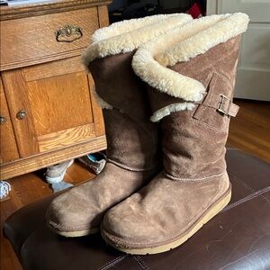 UGG Chestnut Suede Boots with Shearling